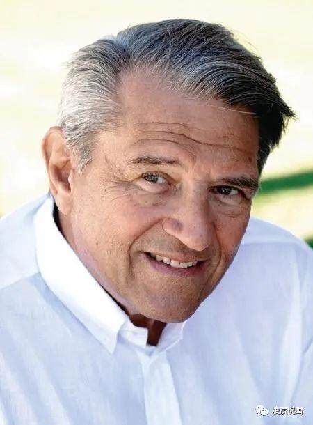 比利时收藏家尤伦斯辞世