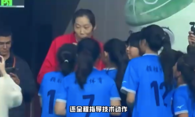 朱婷回国后马不停蹄！参加公益性质友谊赛，担任家乡球队临时教练