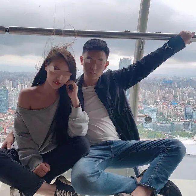 重庆姐弟坠亡案母亲称没时间谈恋爱