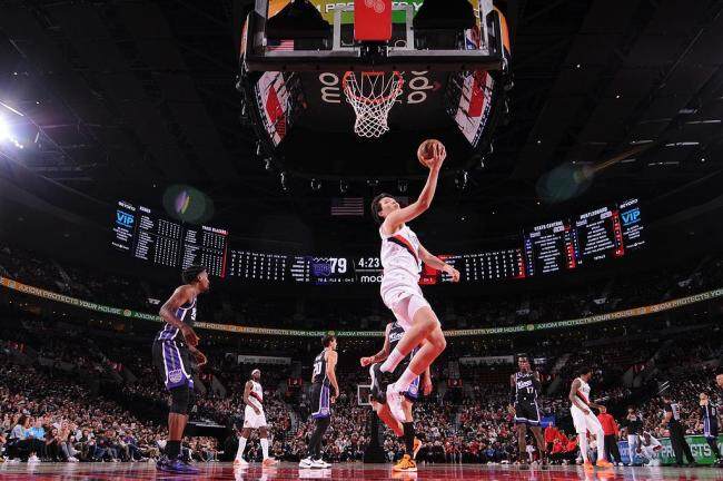 杨瀚森：自信心很重要 季前赛爆发<a href=https://edu.vso.com.cn/ku/wenshu/13/ target=_blank class=infotextkey>证明</a>自己